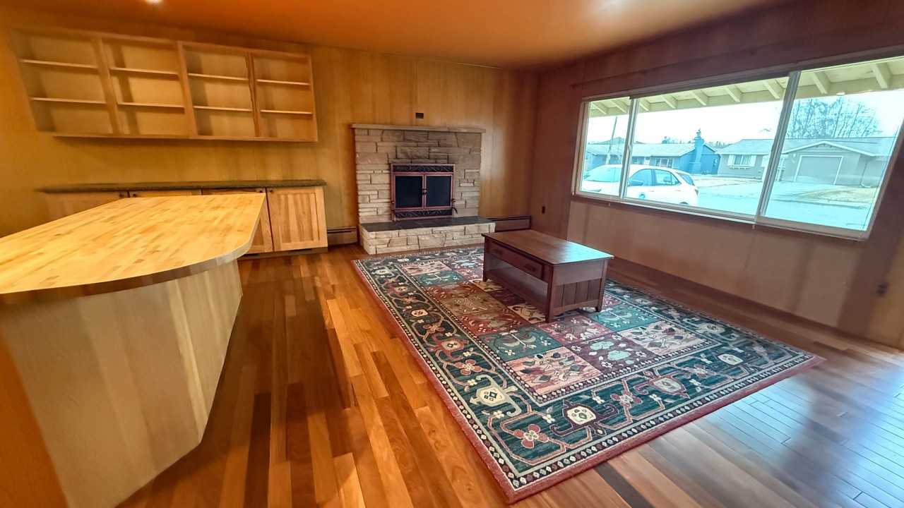 1353 M St - Photo 4 of 19