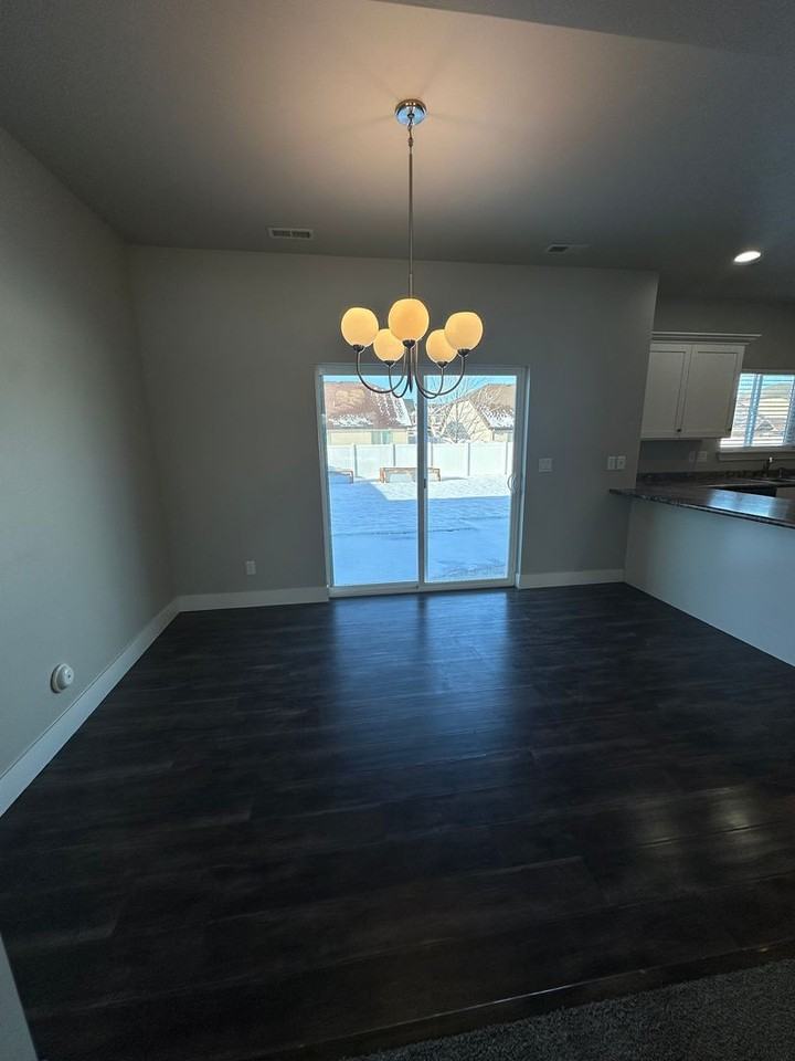 945 S 2380 W - Photo 6 of 50