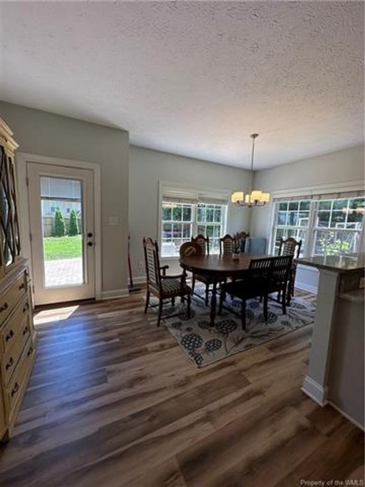 3505 Albert Ter - Photo 3 of 17