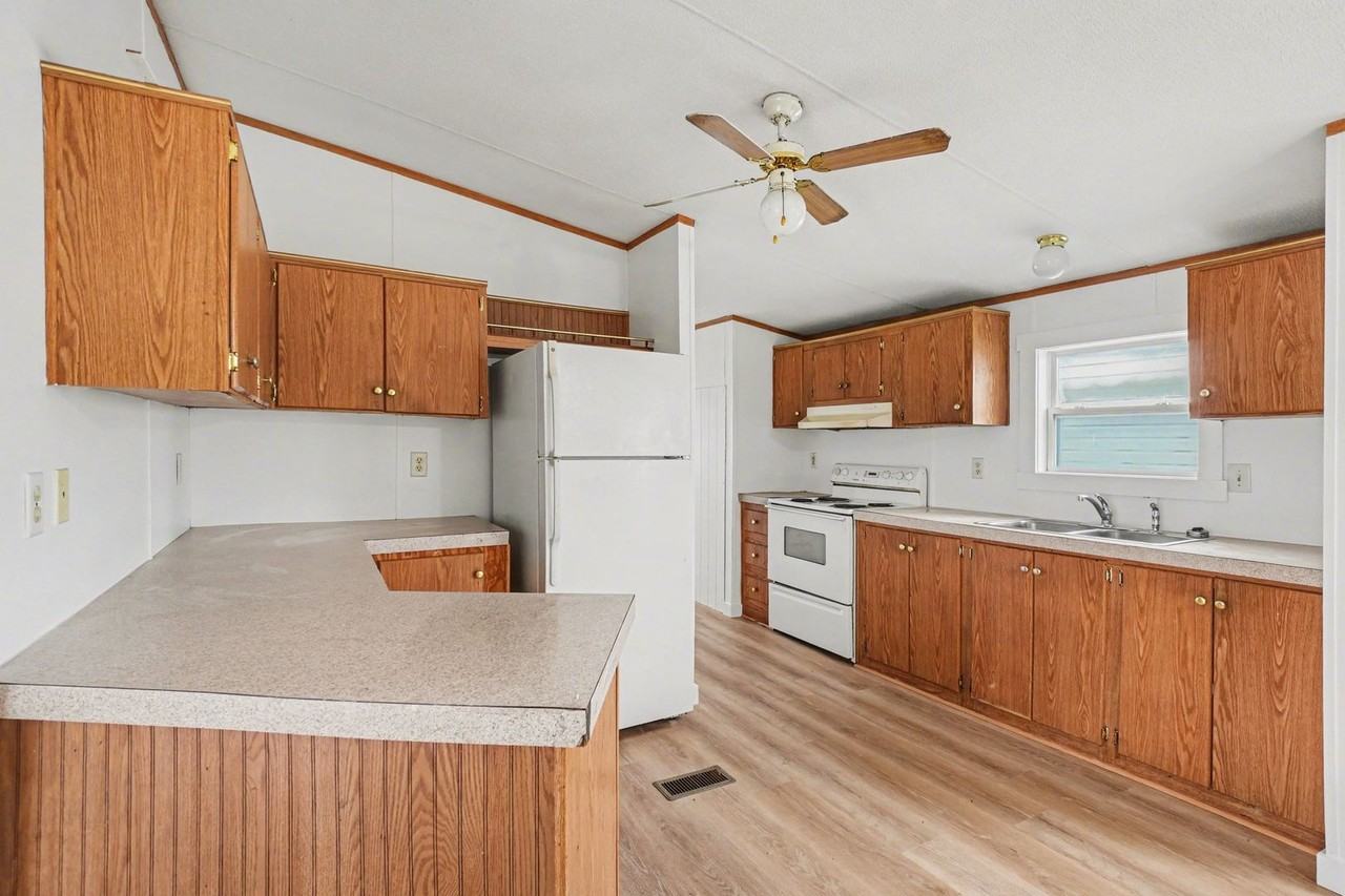 6801 Penn Ave - Photo 6 of 15