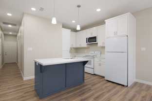 2429 Summit Rd - Photo 1 of 1