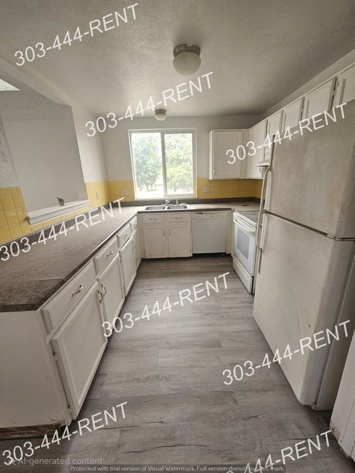 4880 Enid Way - Photo 5 of 13