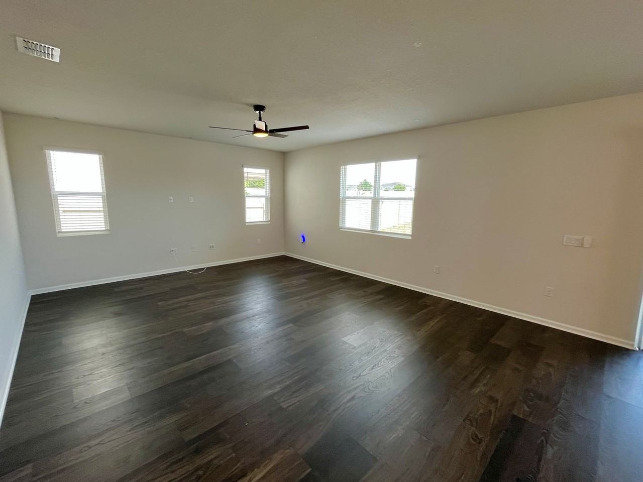 406 Sofia Ln - Photo 5 of 25