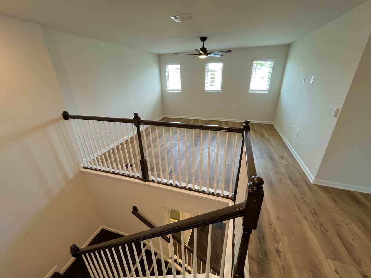 406 Sofia Ln - Photo 7 of 25
