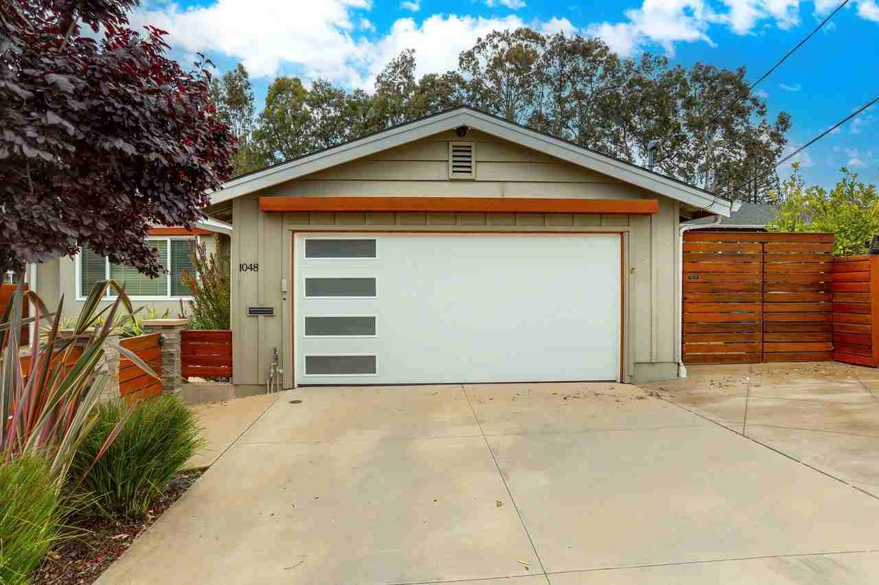 1048 Lassen Dr - Photo 4 of 49