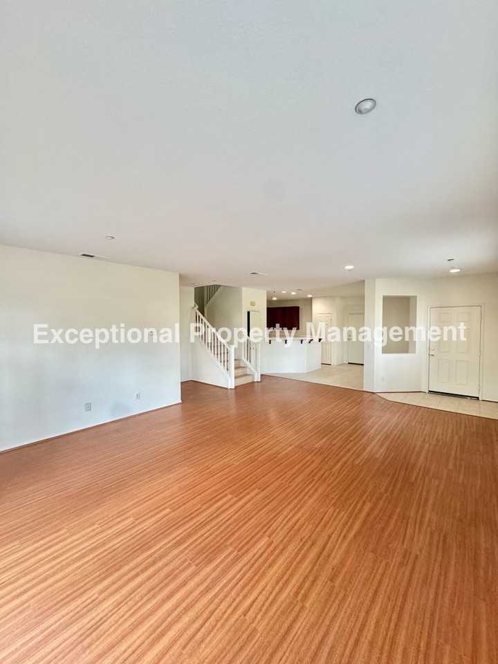 7353 Ellena W #102 - Photo 5 of 20