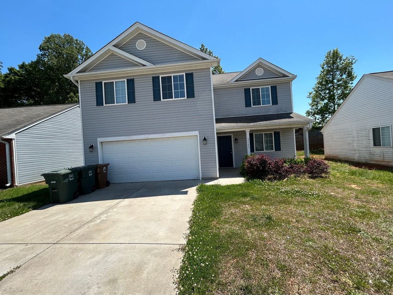 3723 Shepway Loop - Photo 2 of 20