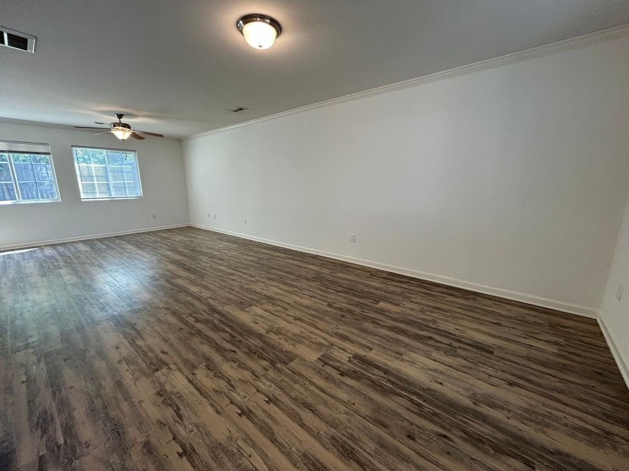 3723 Shepway Loop - Photo 5 of 20