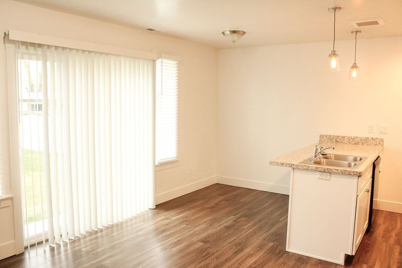 Hendricks Townhomes - Photo 2 of 23