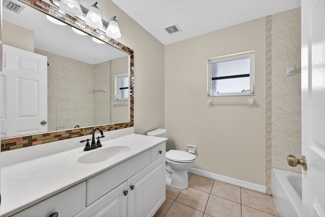 6890 Circle Dr - Photo 6 of 28