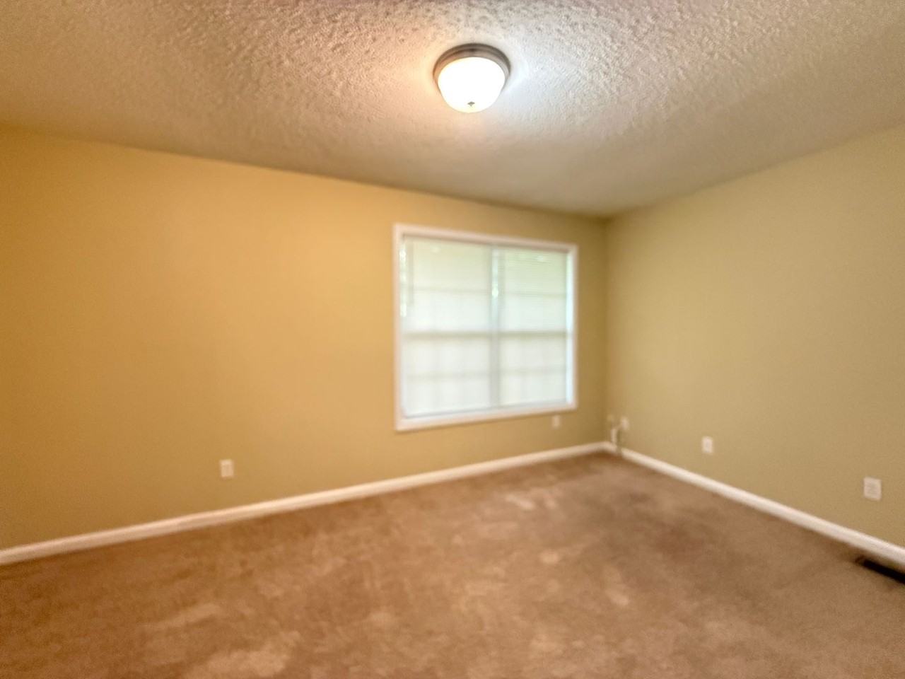 426 W I Pkwy - Photo 4 of 7