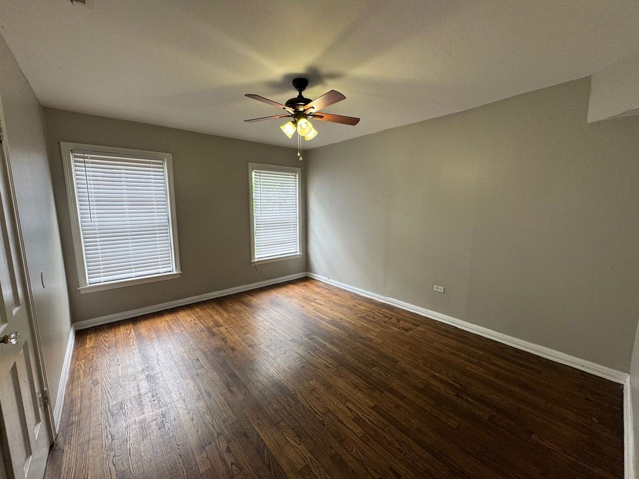 2600 Mckenzie Ave - Photo 2 of 9