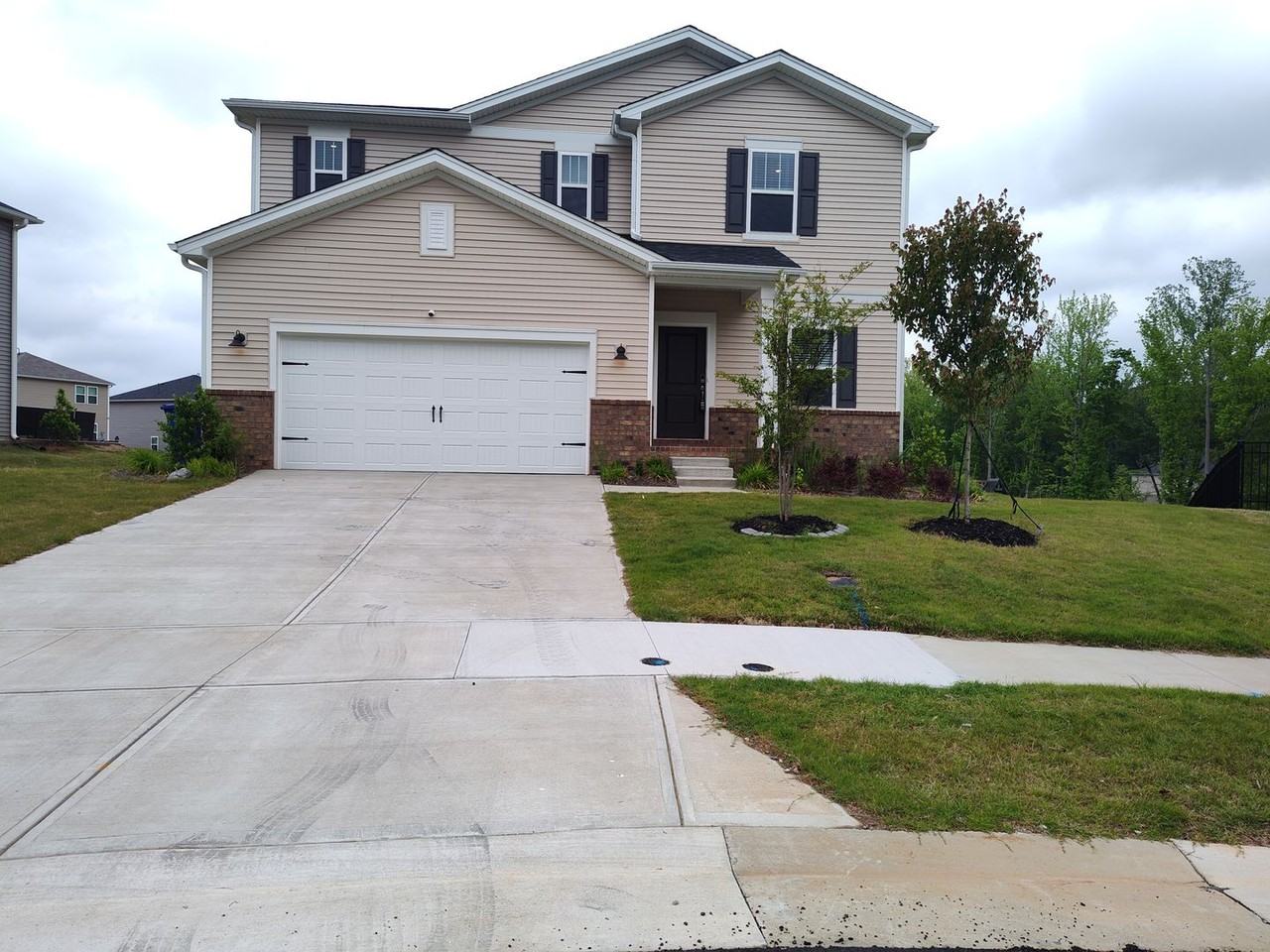115 Sentinel Ct - Photo 2 of 39