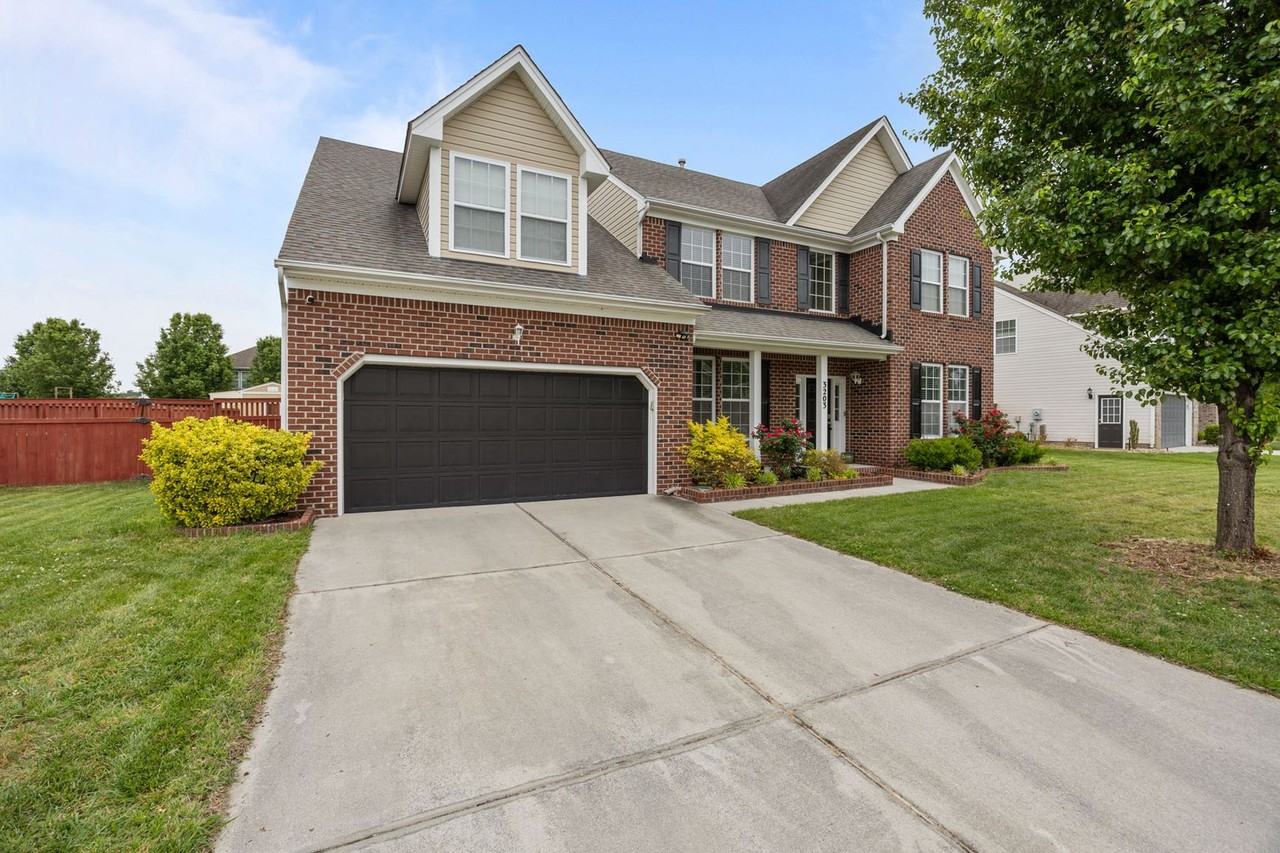 3203 Hearring Way - Photo 2 of 39