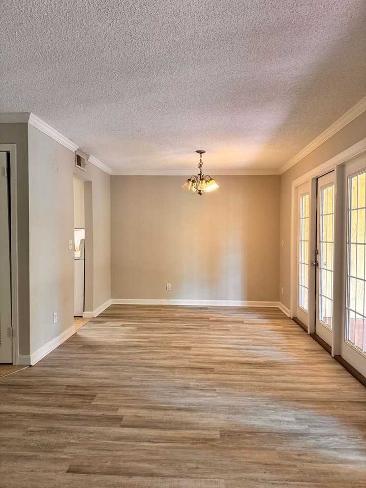 3916 Corrida Ct #3 - Photo 5 of 23
