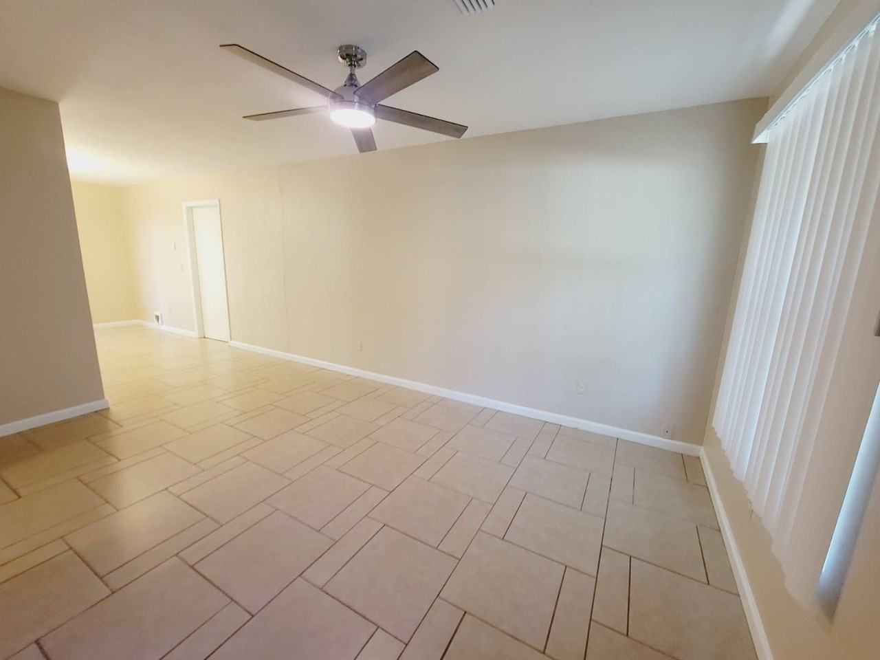5680 Doonesbury Way - Photo 3 of 34