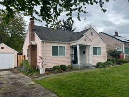 featured image of 3402 Pear St Se