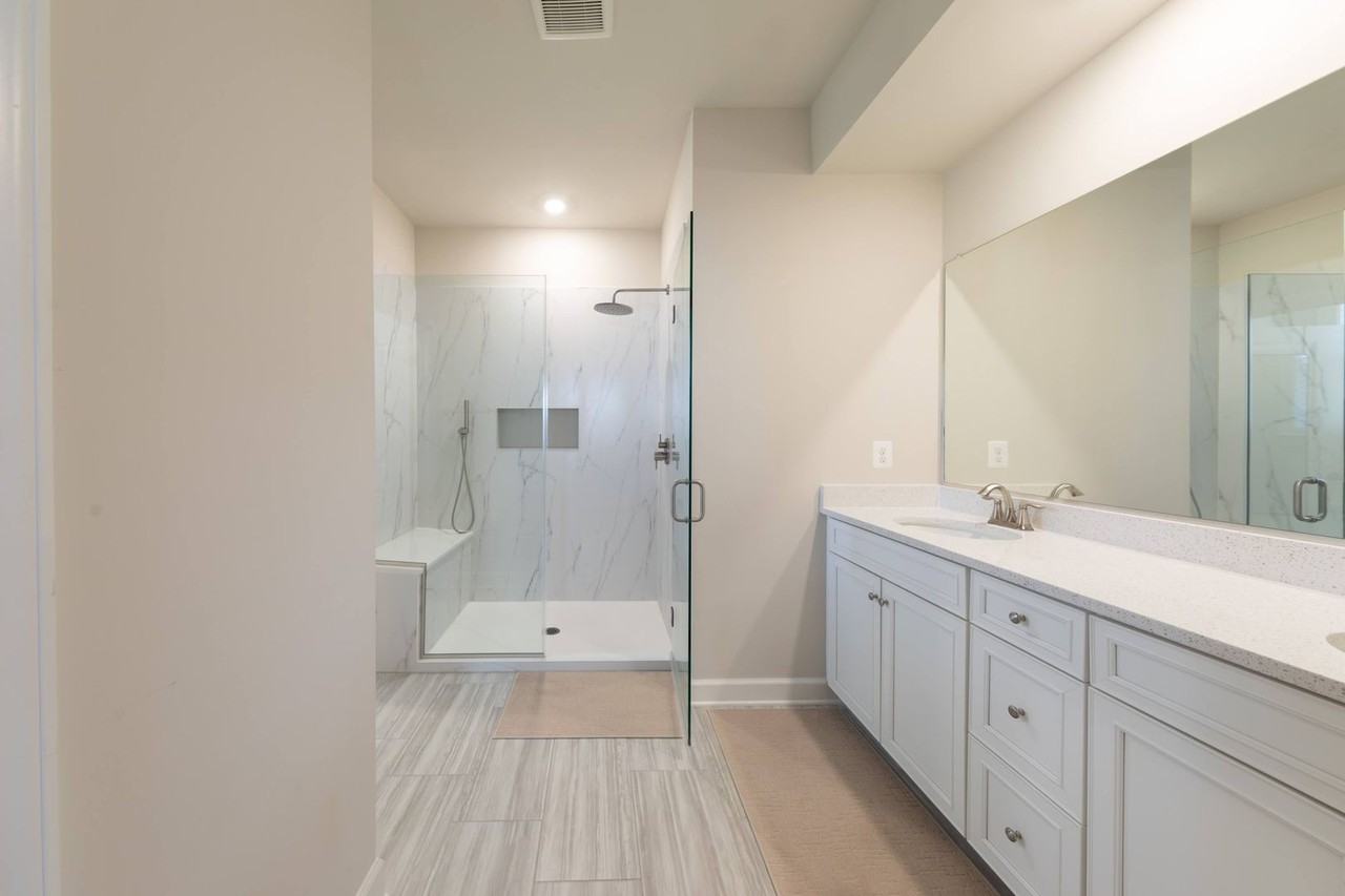 5273 Twilight Ct - Photo 7 of 14