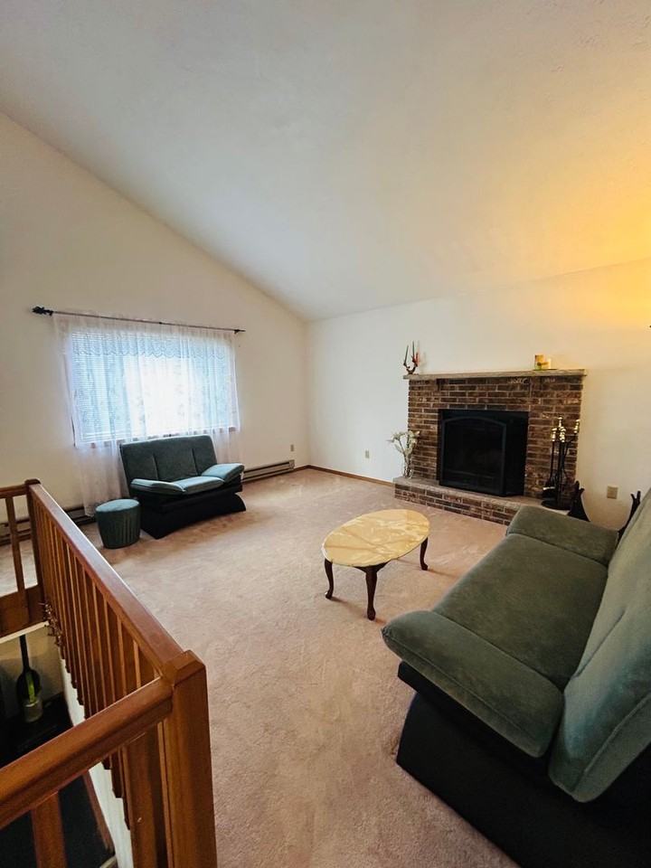 954 Country Place Dr - Photo 2 of 9