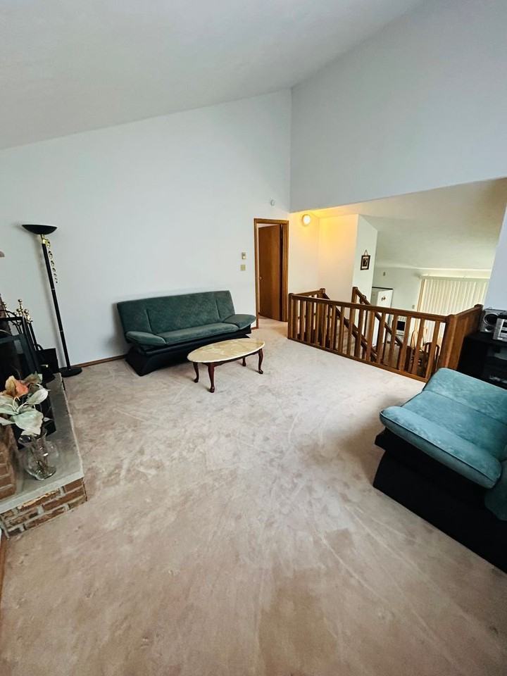 954 Country Place Dr - Photo 3 of 9