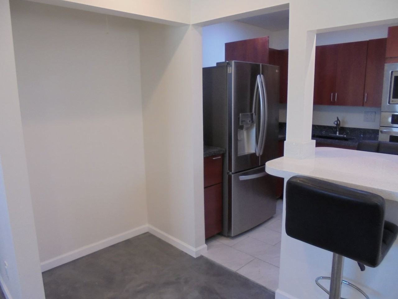 7431 E Portland St - Photo 2 of 10