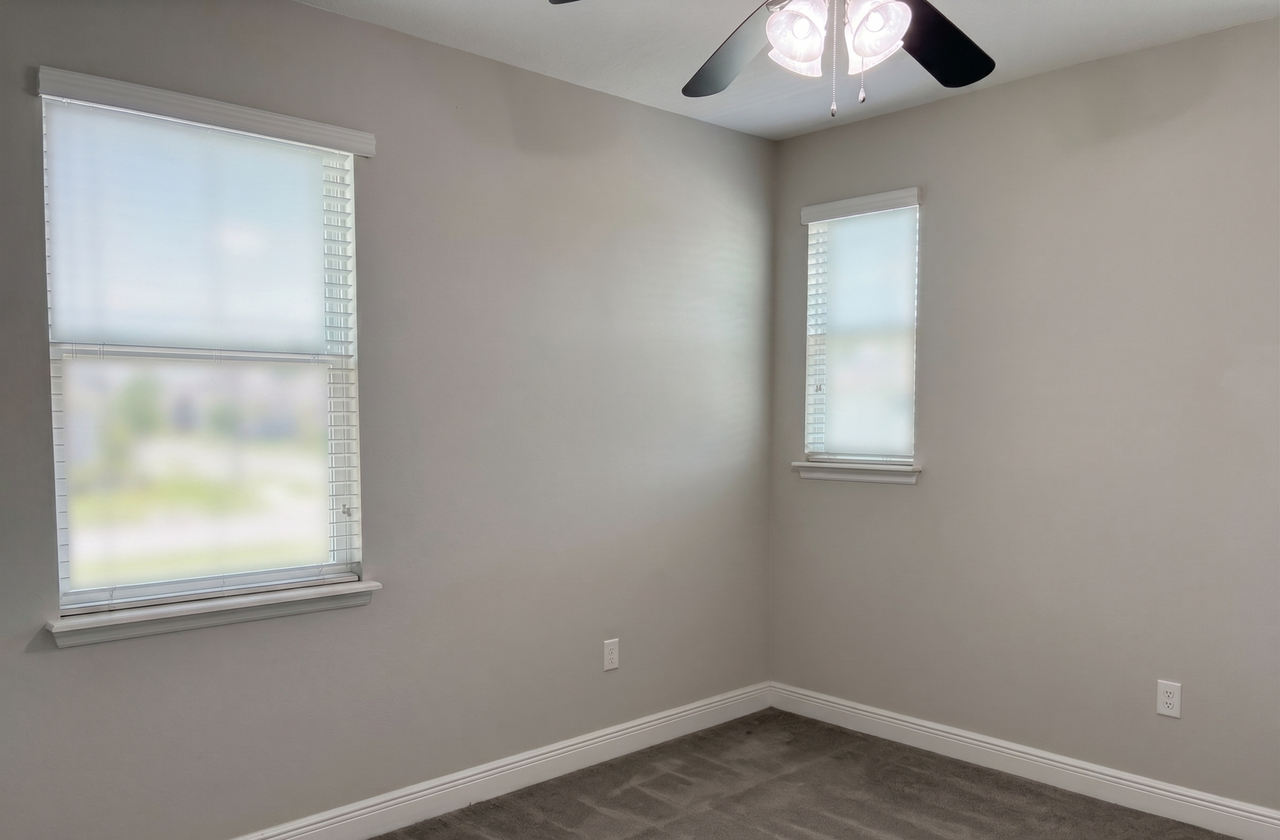 8588 Powder Ridge Trl - Photo 4 of 11