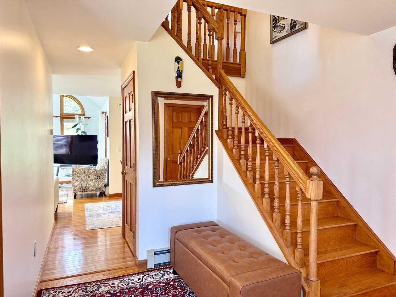 11 Lunt Dr - Photo 3 of 50