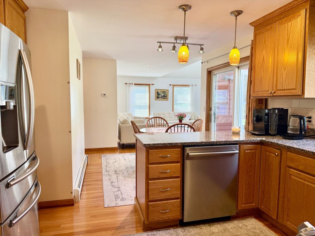 11 Lunt Dr - Photo 5 of 50