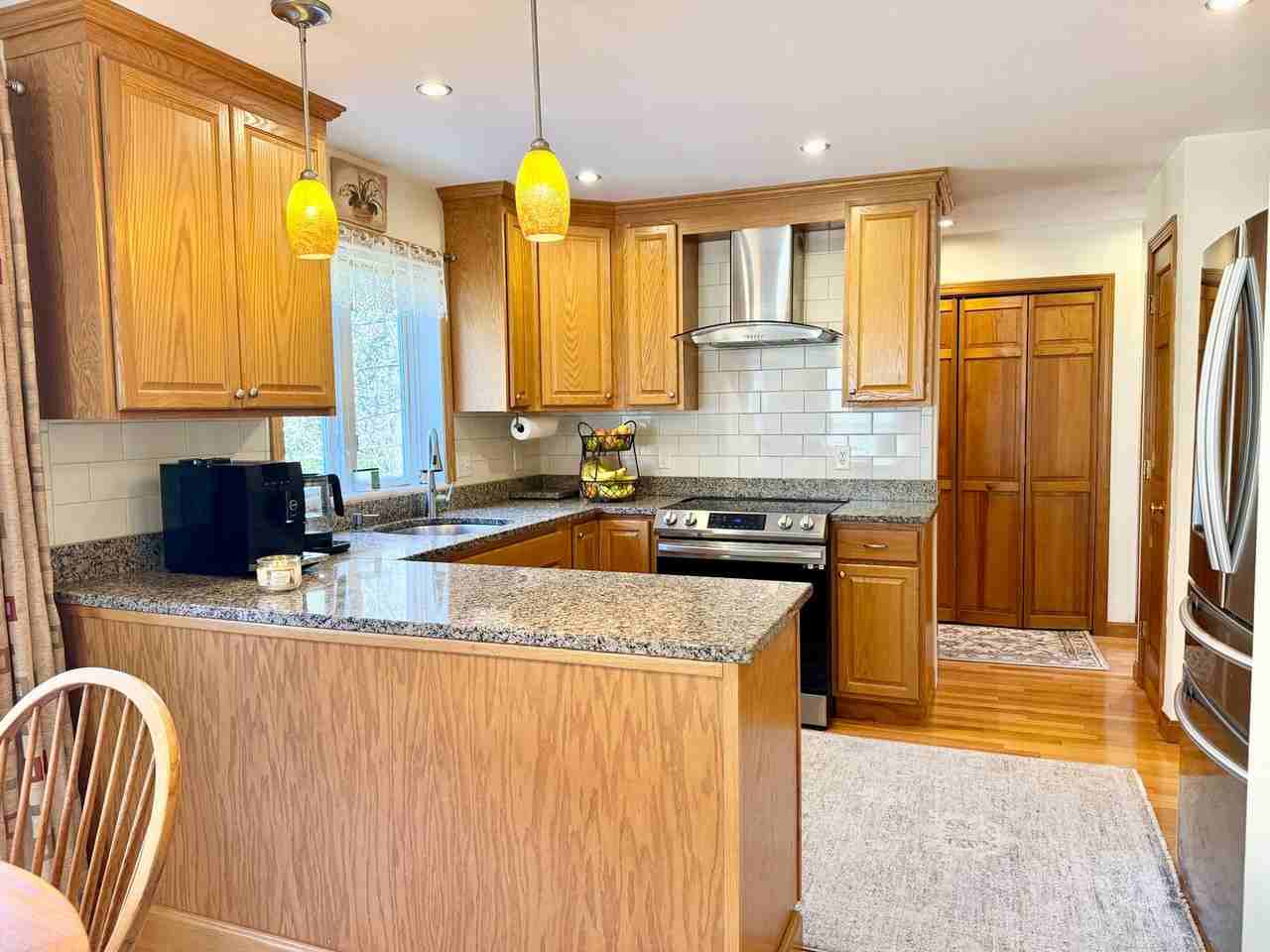 11 Lunt Dr - Photo 7 of 50