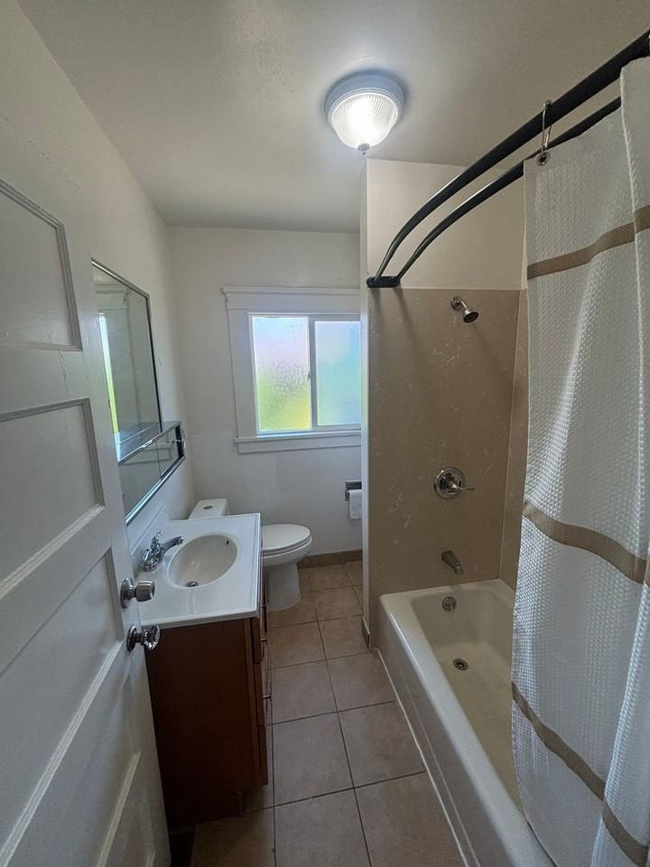 3218 School St - Photo 5 of 15