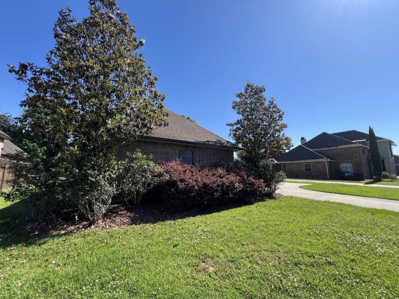 2913 Country Lake Dr - Photo 3 of 45