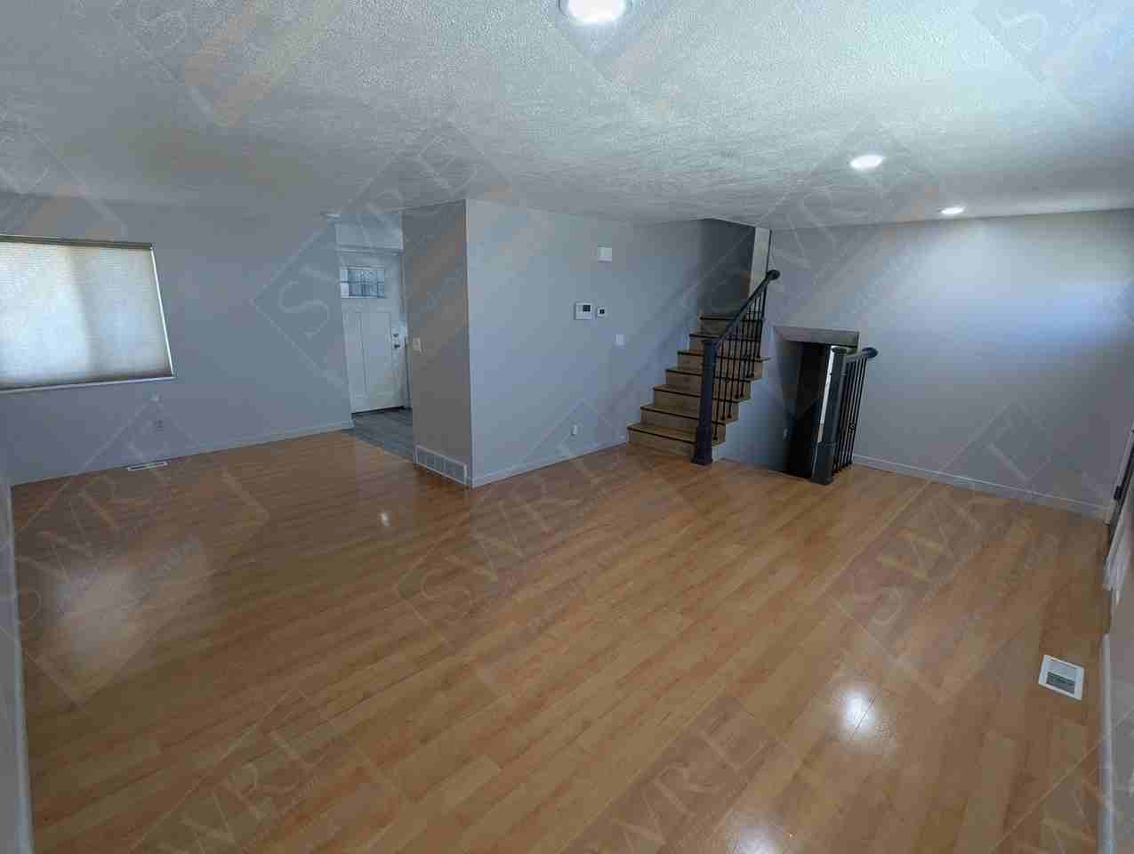3107 Scott Dr - Photo 3 of 19