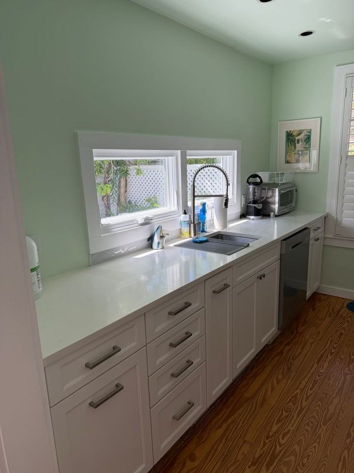 1211 Varela St - Photo 4 of 23