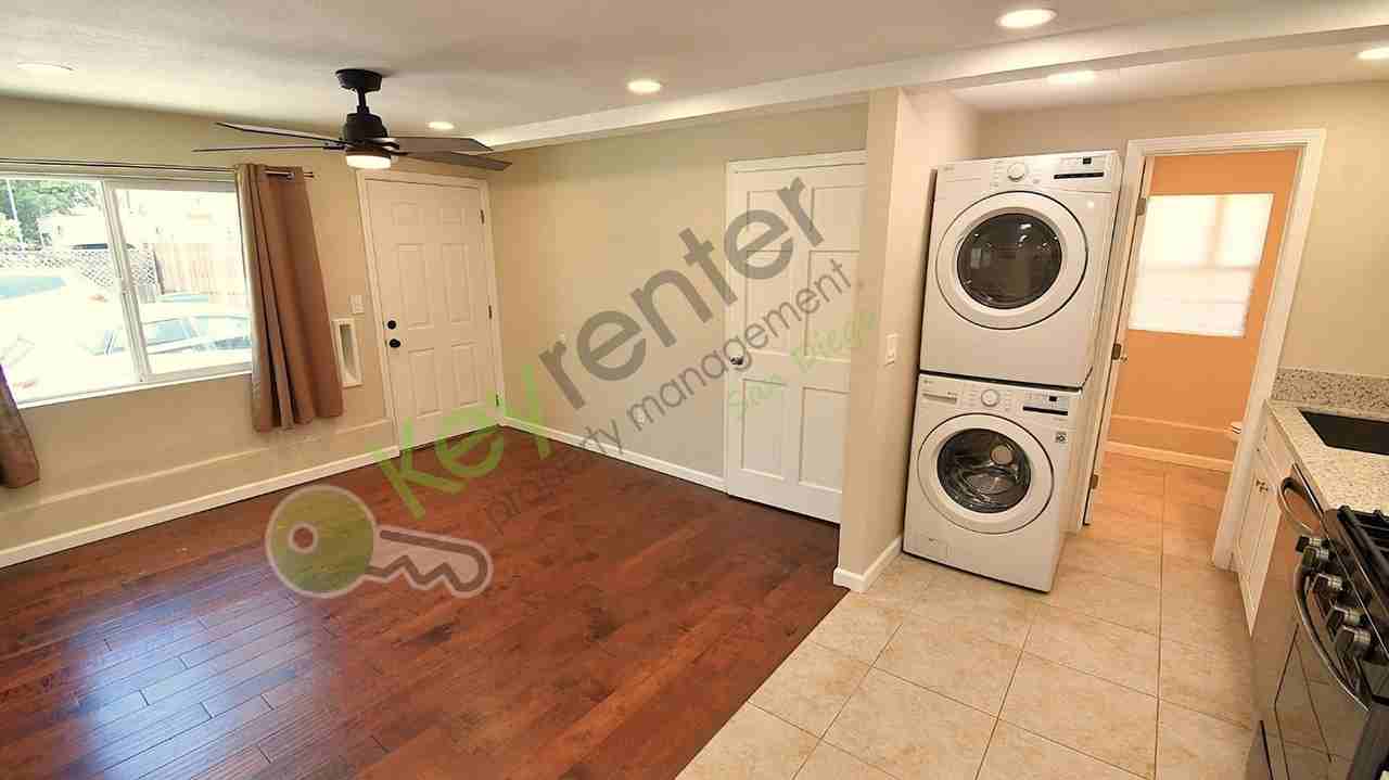 4513 55th St - Photo 6 of 26