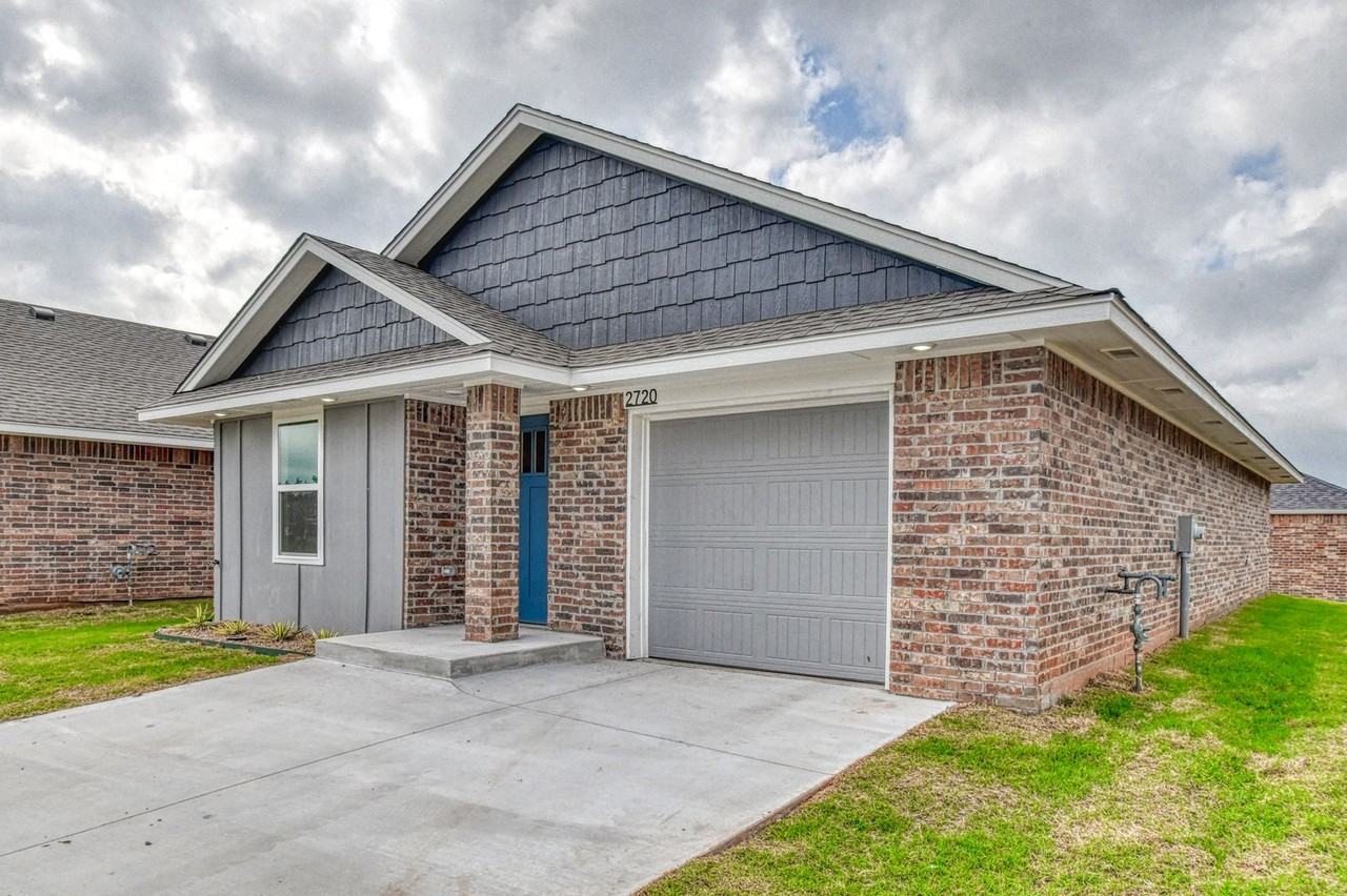 2720 Varenna Ct - Photo 2 of 26