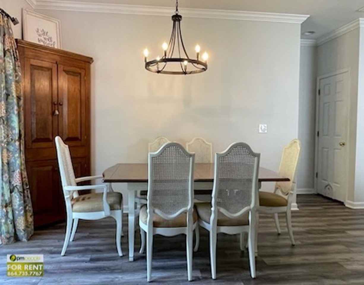 104 Pin Oak Ct - Photo 5 of 10
