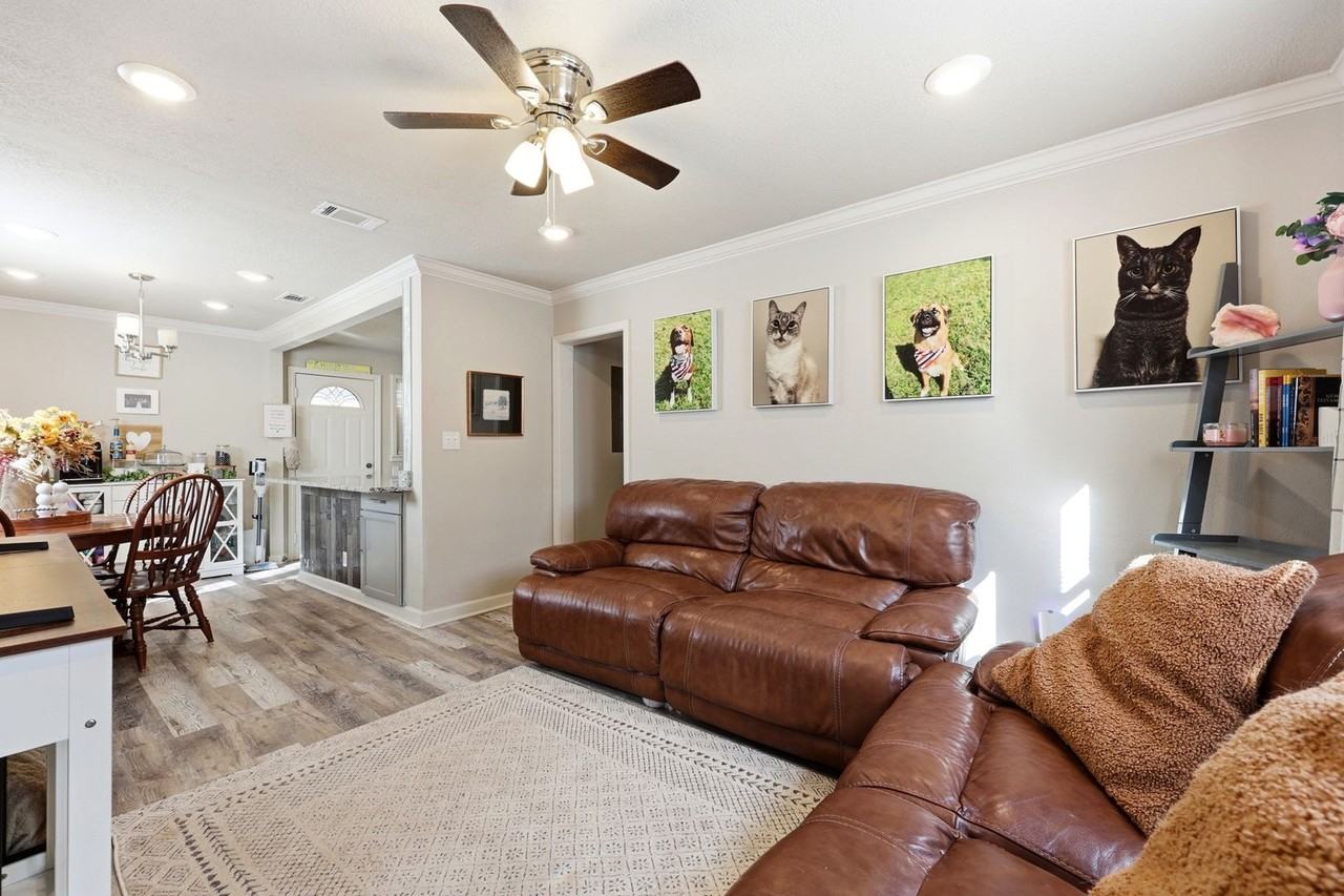 5327 Lexington Ave - Photo 5 of 37