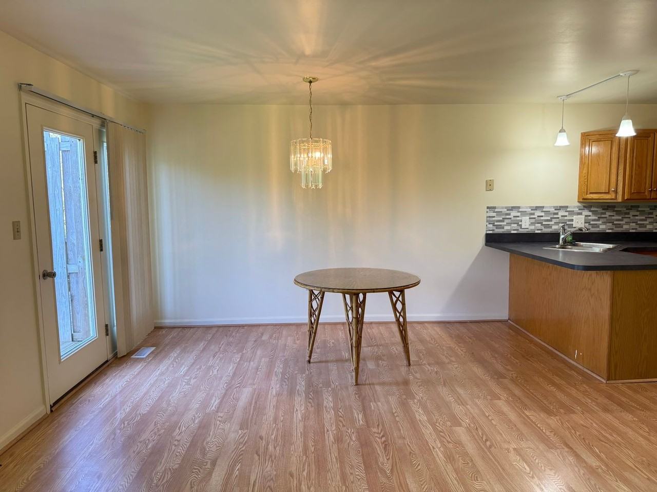 151 Acorn Ln - Photo 5 of 24