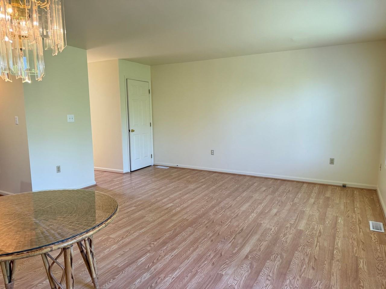 151 Acorn Ln - Photo 7 of 24