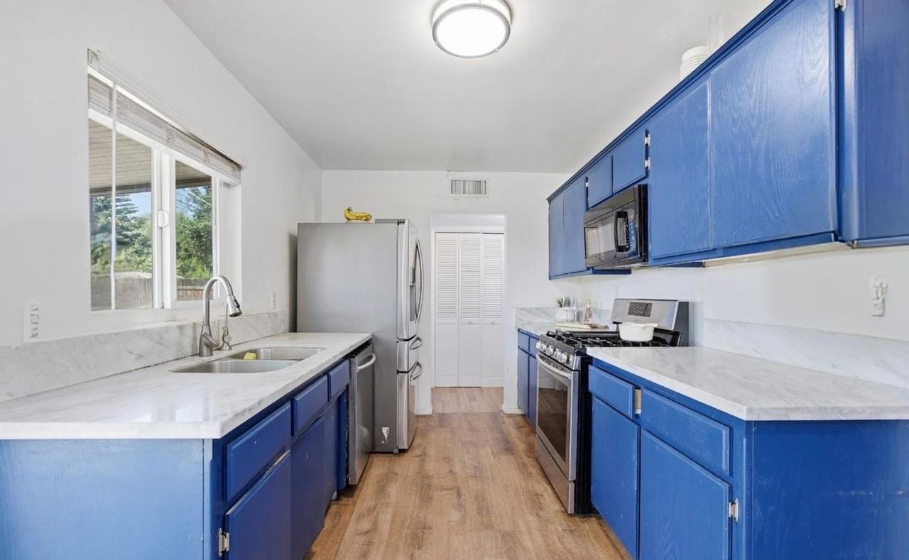 3509 Laverne Ave - Photo 3 of 7