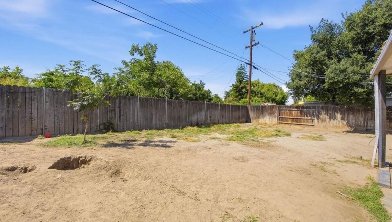 3509 Laverne Ave - Photo 5 of 7