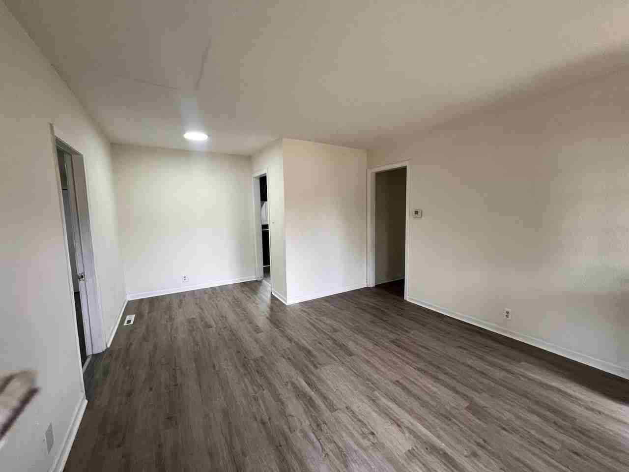 2244 N Kansas St - Photo 4 of 10