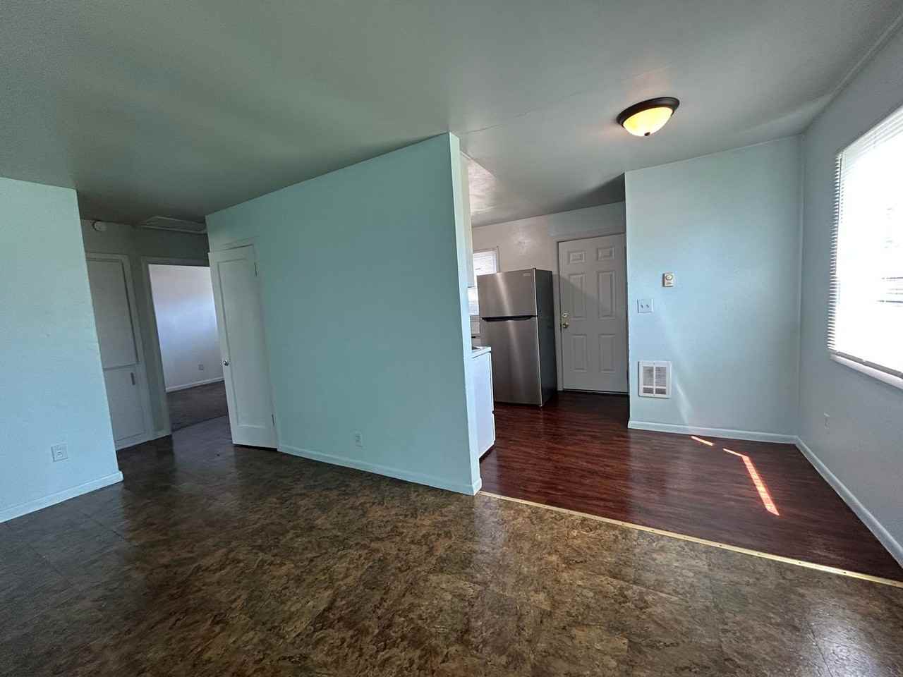 262 Colorado St - Photo 2 of 8