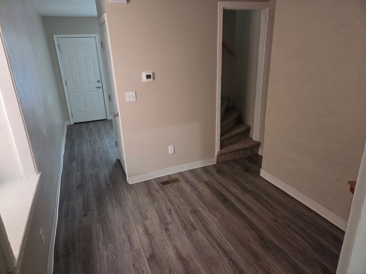 8 W 20th St - Photo 5 of 8