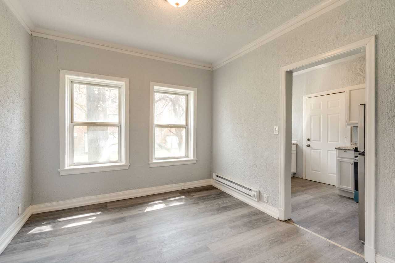 2840 S Moreland Blvd #14 - Photo 2 of 13