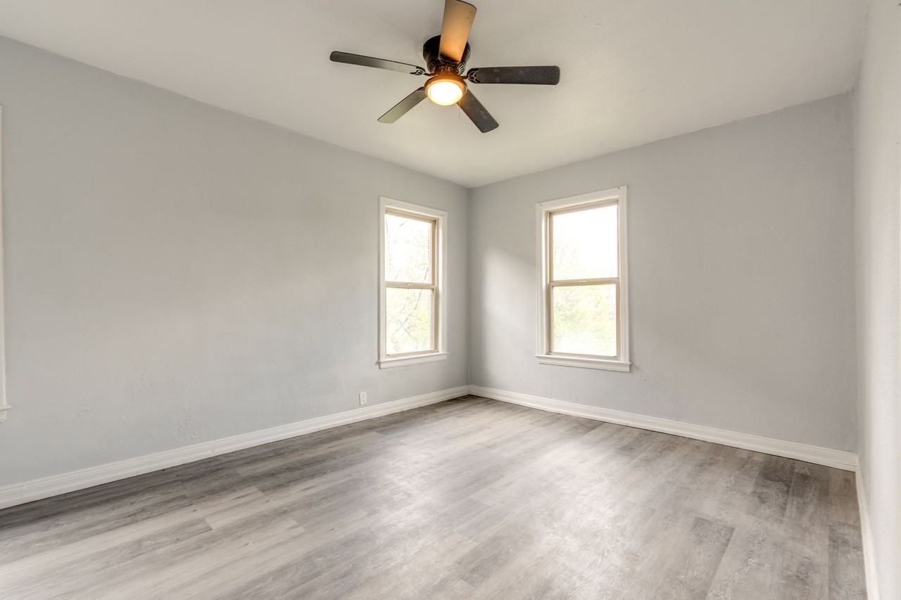 2840 S Moreland Blvd #16 - Photo 4 of 13