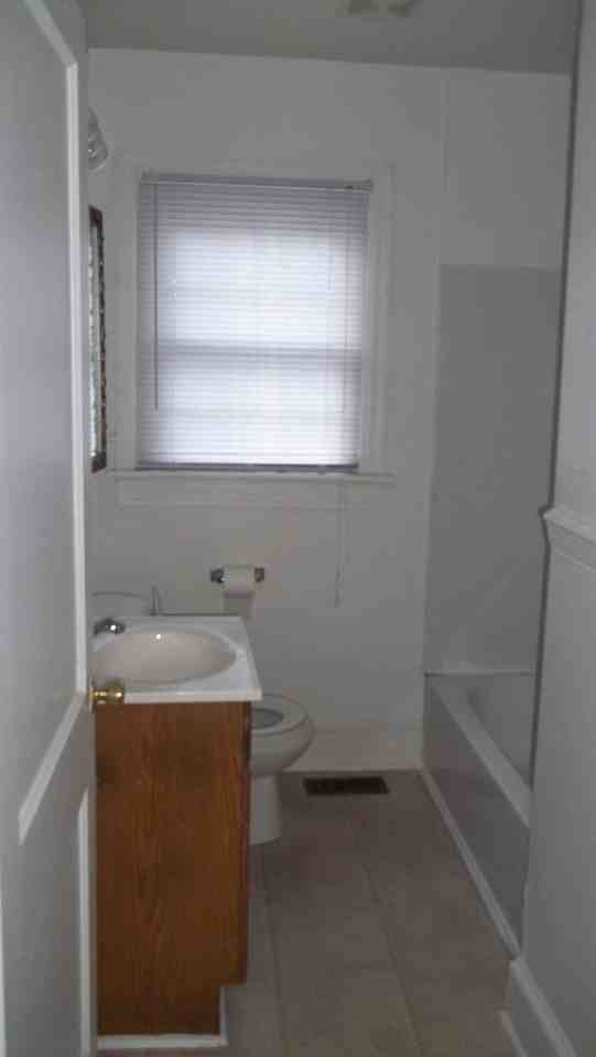 206 Hudson St - Photo 2 of 30
