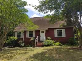 featured image of 702 Tanyard St