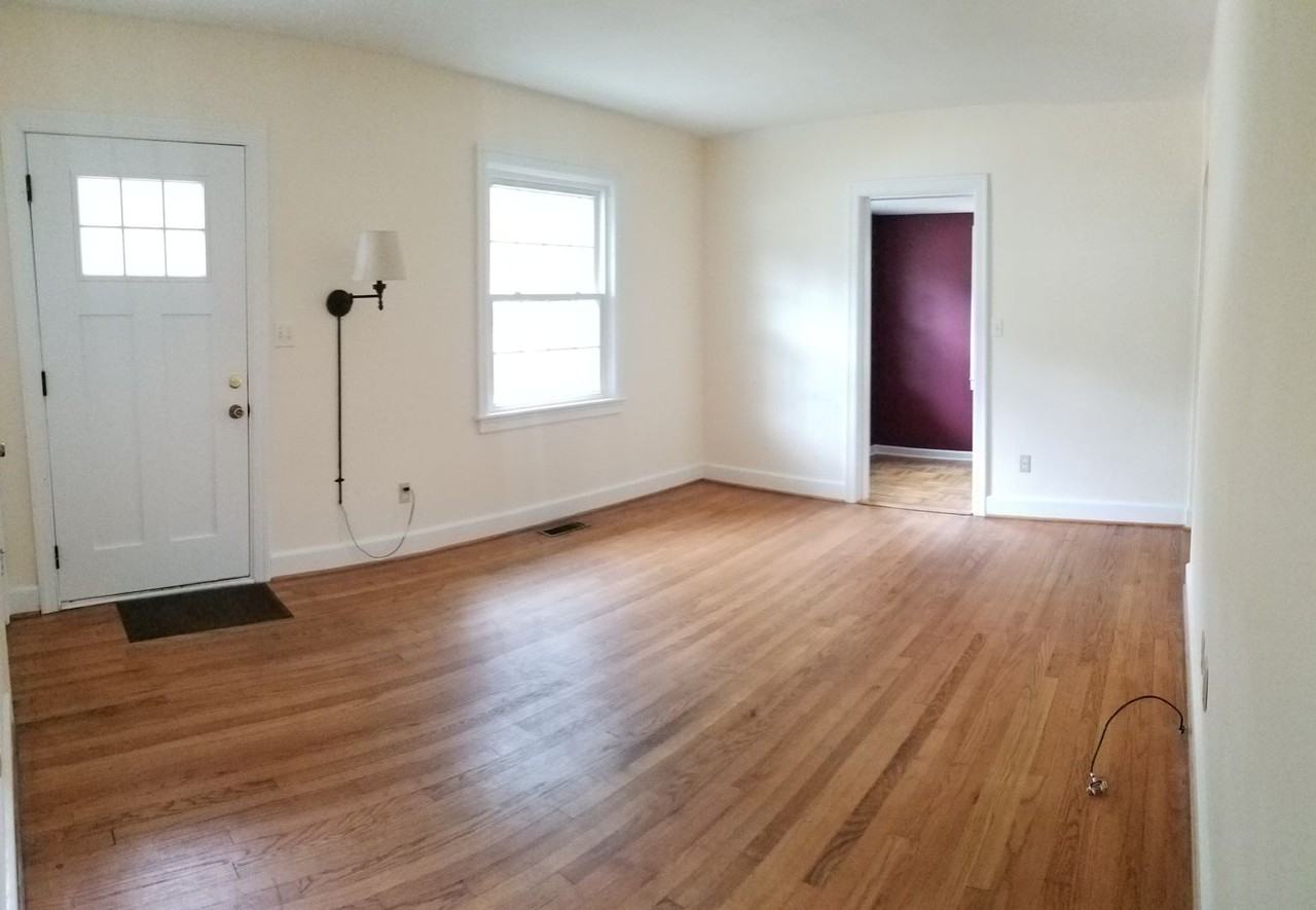 702 Tanyard St - Photo 2 of 11