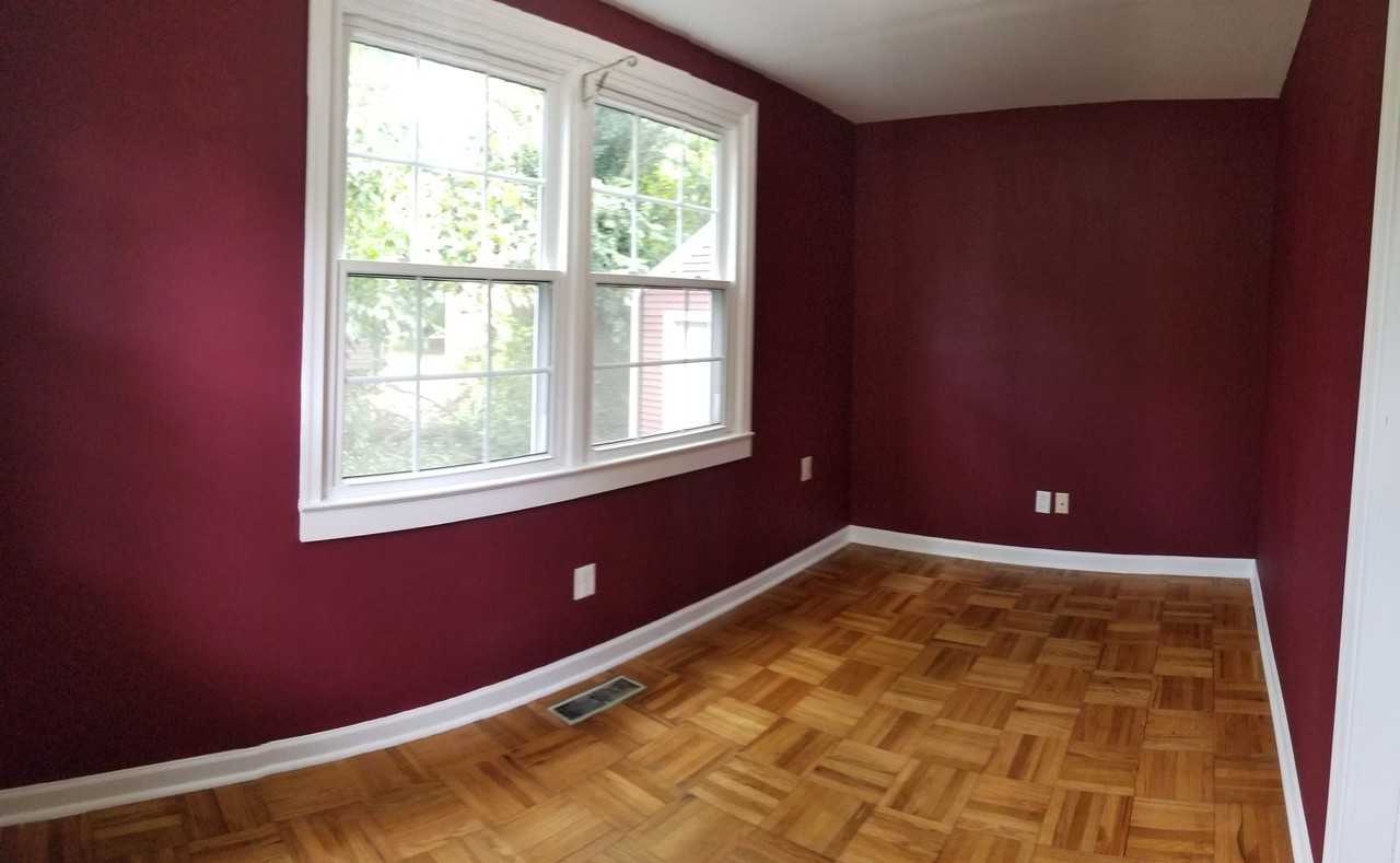 702 Tanyard St - Photo 3 of 11
